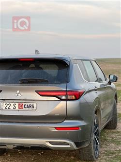 ميتسوبيشي اوتلاندر